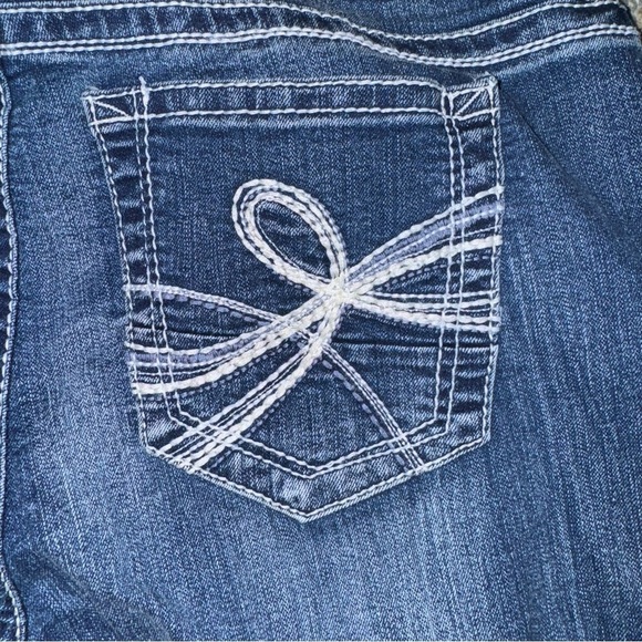 Wallflower Women’s Denim Jeans SZ 15 Reg Dark Blue Wash Medium Rise Bootcut - Picture 4 of 9